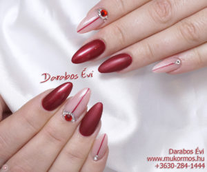  Almond shape gel nails 
